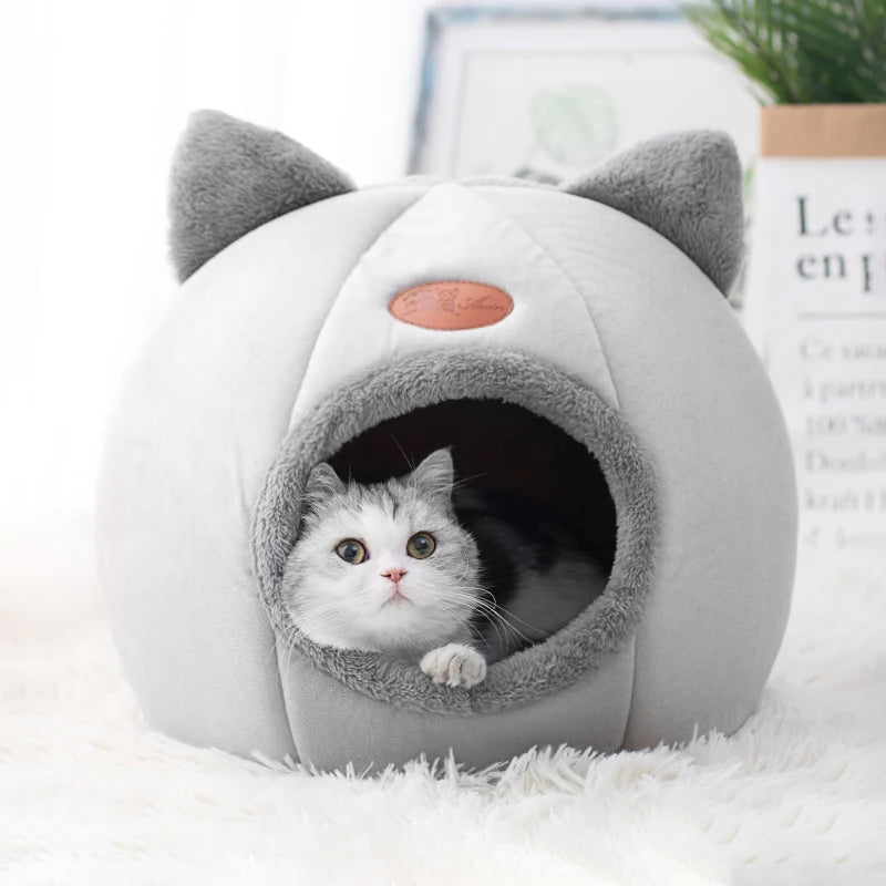 Cozy Winter Cat Bed – Deep Sleep Cave Nest for Cats & Small Dogs