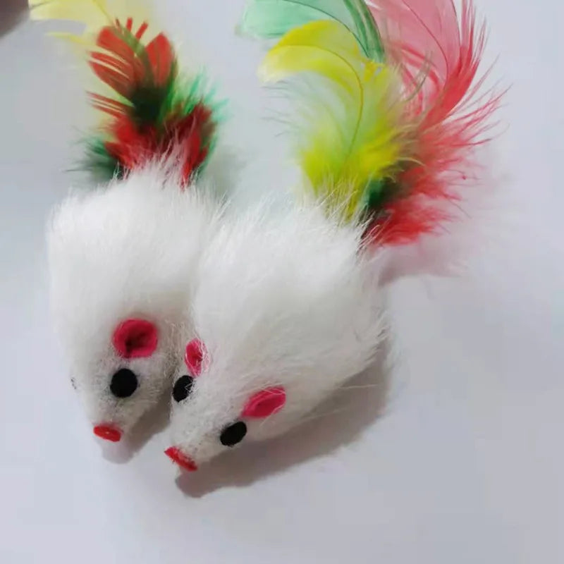 Soft Fleece Mouse Cat Toy – Interactive Feather Teaser for Kittens & Cats