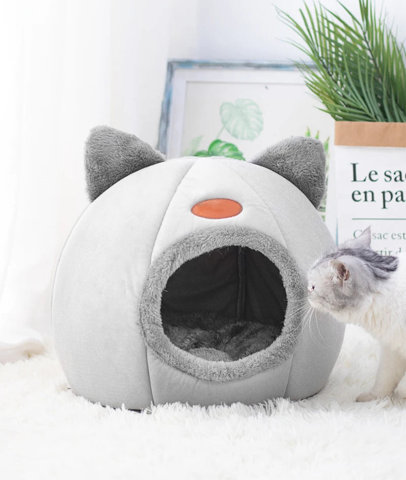 Cozy Winter Cat Bed – Deep Sleep Cave Nest for Cats & Small Dogs